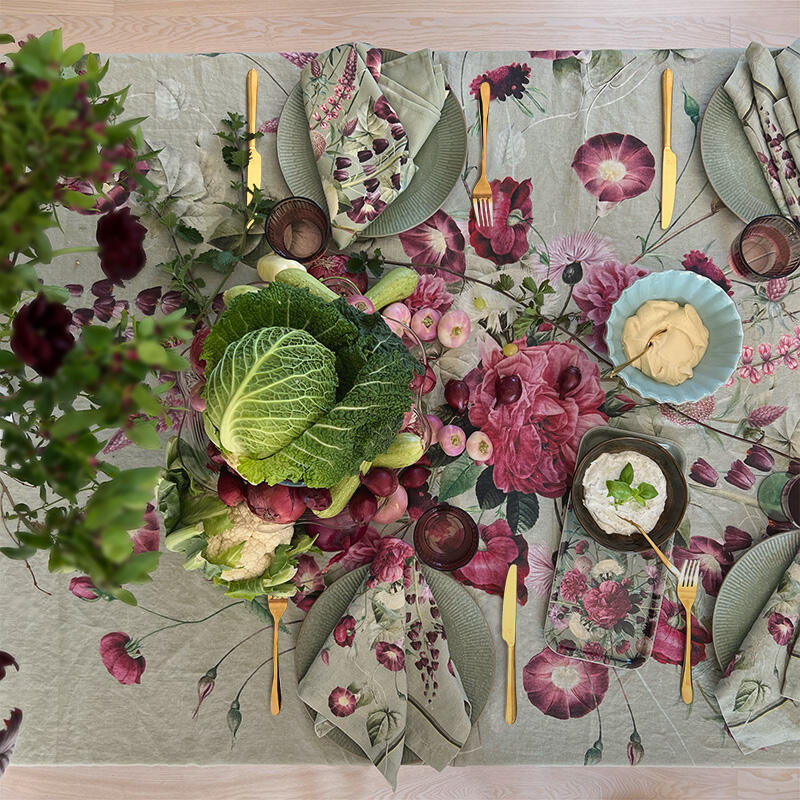 Blossom Garden Hør Dug 145x220cm